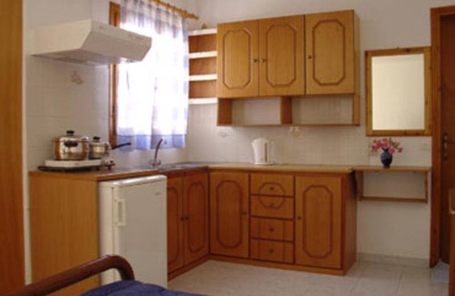 Perissa House | Motel ∙ 8 guests