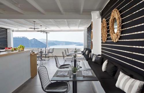 Finikia Hotel | Mr and Mrs White Oia - Santorini