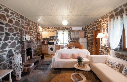 Kontos House | nature,peace and quiet