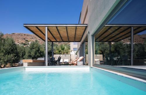 Mariou Villa | New Stylish Villa Domus Rodia with private pool & BBQ, 4km from Plakias beach