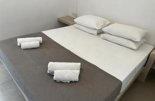 Kamari Apartment | Niabelo Villa