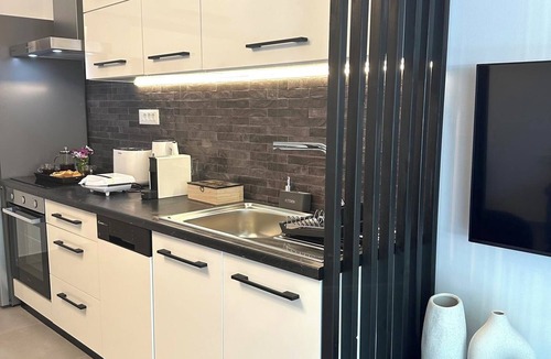 Rhodes Town Apartment | Nice n Cozy Apartment II in Rhodes Town