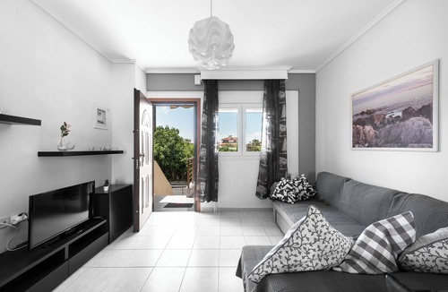 Nikita House | Nikiti Maisonette on the Beach by Luxlikehome