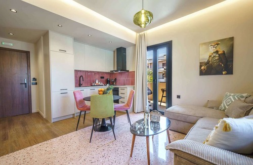 Nea Alikarnassos Apartment | Noble Heraklion Suites, Terra Suite in Crete