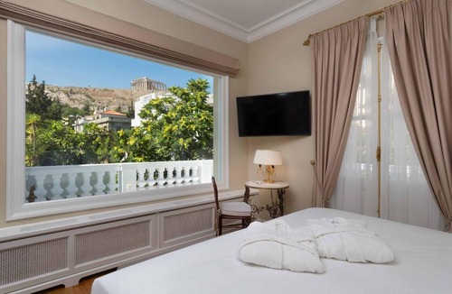 Anafiotika Hotel | Noble Suites