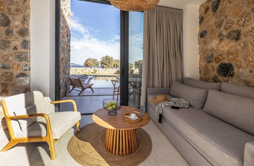 Kymi-Aliveri House | Norte Luxury Villas 2