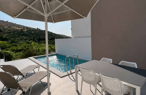 Exopoli House | Oceana Suites & Villas Deluxe Private Pool Studio