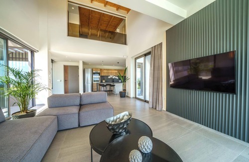 Kato Stalos Villa | Oceanea Villa: Walk to Agia Marina Beach, Shops & Restaurants/Private Pool