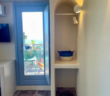 Finikia Villa | Okeanos Suites 3, Sea & Garden View