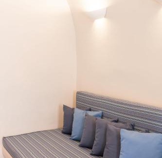 Finikia Villa | Okeanos Suites 3, Sea & Garden View