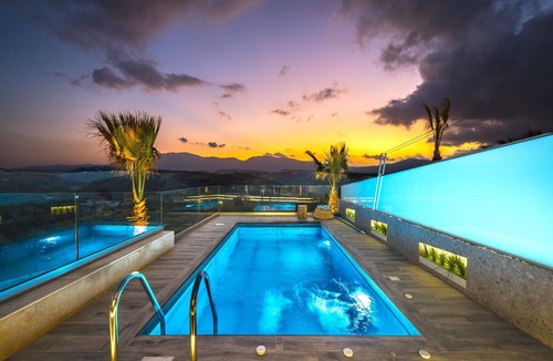 Heraklion Apartment | Oleas Suite Sun Private Pool
