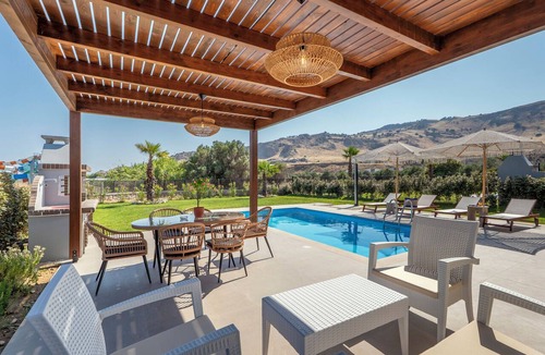 Lardos Villa | Orama Sunset | Stela Villa