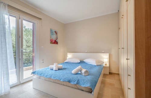 Lygia Apartment | Paradise Sea View Apartments – Sea View, Wi-Fi & Air Conditioning