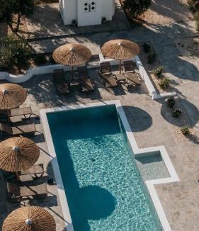 Paros Apartment | Paranthos Island Living