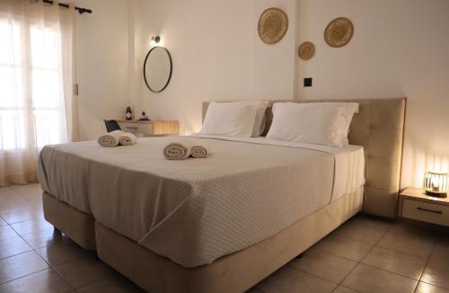 Agios Georgios House | Pension St.George Rooms & Studios