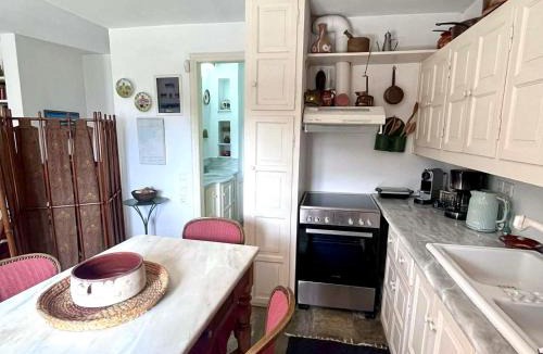 Agios Dimitrios House | Pepromeno Boutique