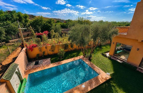 Tnine Ourika House | Perfect 2-bedroom Villa with Pool in delightful Ourika