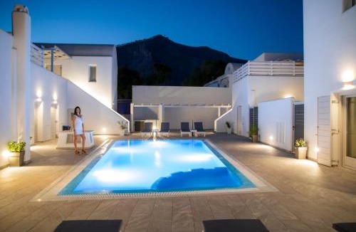 Perissa Bed & Breakfast | Petra Aqua Villa