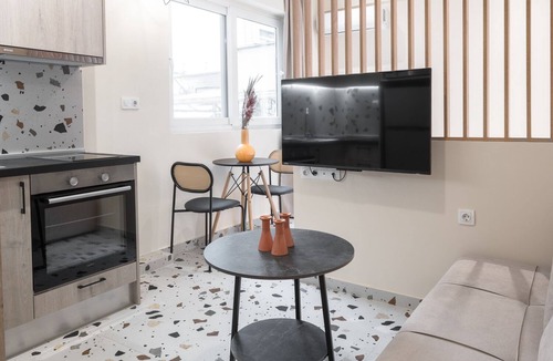 Vardaris Apartment | Phedra Studios Nilie Hospitality MGMT