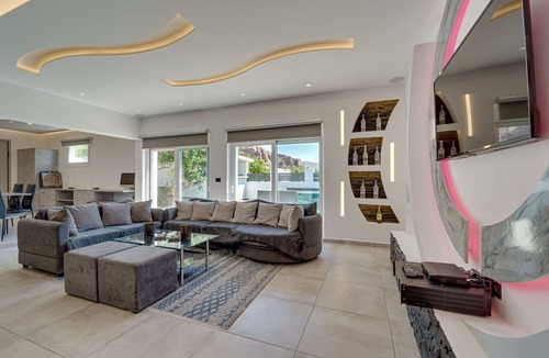 Vlychada Villa | Pistachio Estate villa with private pool