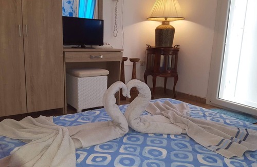 Perissa Hostel | Pleasure Douple Room 1