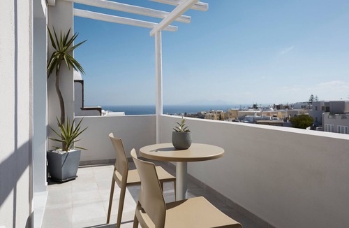 Karterados Apartment | Pnoi two bedroom suite