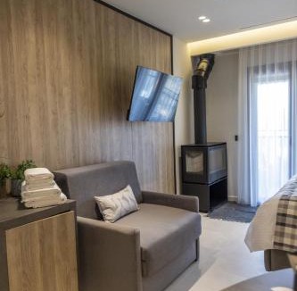 Kalambaka Apartment | Polyzos Luxury Suites Meteora #8 - Adults Friendly