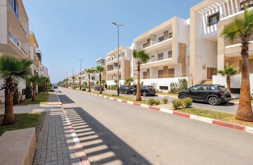 El Mansouria Apartment | Pool view, elegant apartment, quiet residence 5 minutes from the beach