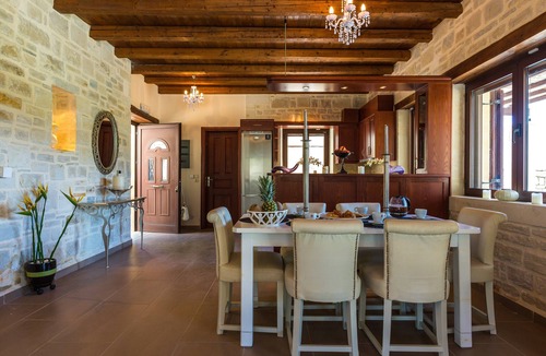 Lefkogeia Villa | Poseidon Villa, Nestled in picturesque south