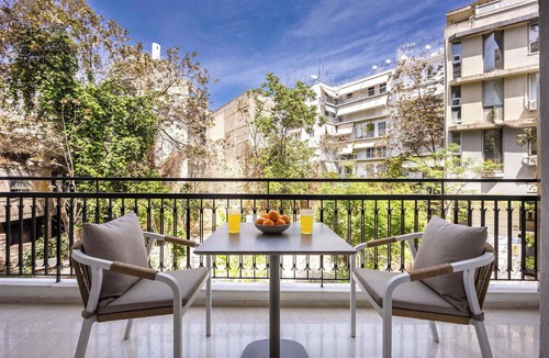 Pangrati Apartment | Premium 2BR in Pangrati | Balcony & King Bed