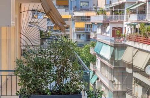 Kinosargous Apartment | Premium Retreat w/Patio, Parking & Acropolis View