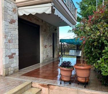 Paralia Dionysiou House | Private Beach House
