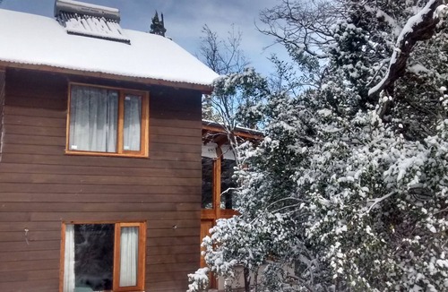 Lolog Bed & Breakfast | Private room on cabin, near water stream and river