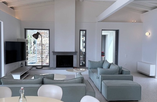 Evgiros House | Private Waterfront Escape, Redefined Luxury - A Masterpiece By The Sea