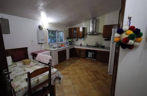 Miramar House | Quiet house with a garden and vegetable garden; beach 5 minutes away