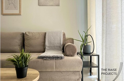 Vardaris Apartment | Raise Thessaloniki Urban Stay