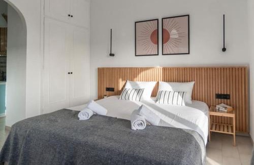 Alikanas Apartment | Relaxing Sea View Studio at Xenios Avlais