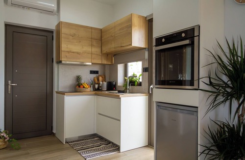 Kato Gouves Apartment | Renovated seaside apt for couples: sea view, full kitchen & Wi-Fi.