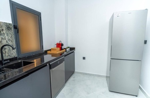 Branes Apartment | Retraite Luxueuse de 2 Chambres Élégante -Serenity stays