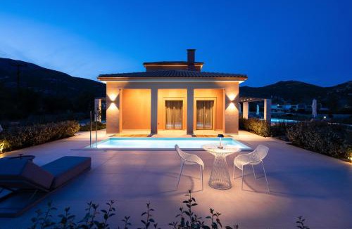 Kateleios Apartment | Reveli Suites