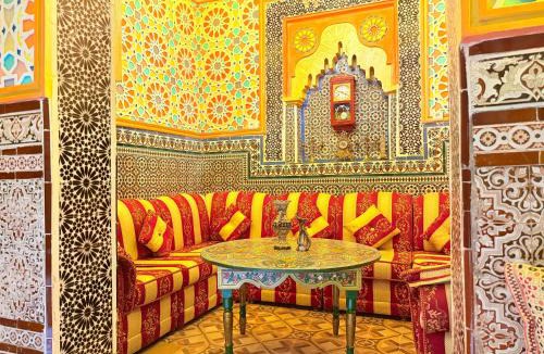 Medina of Tetouan Hotel | Riad Las mil y una noches 2 Tetuan