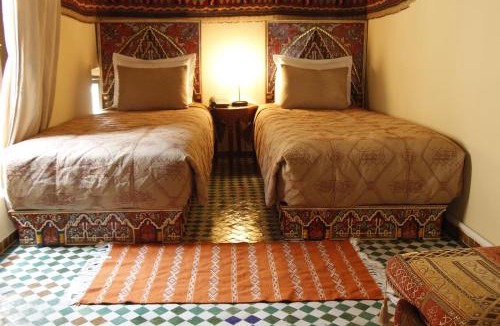 Ain Azlitan House | Riad Les Remparts De Fès