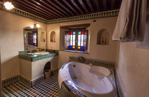 Layoun House | Riad Norma