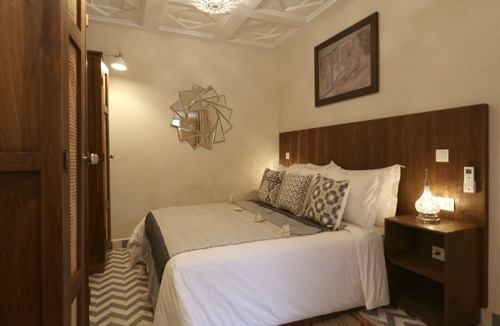 Medina Bed & Breakfast | Riad Wazani Square & SPA , Chambre Triple Deluxe