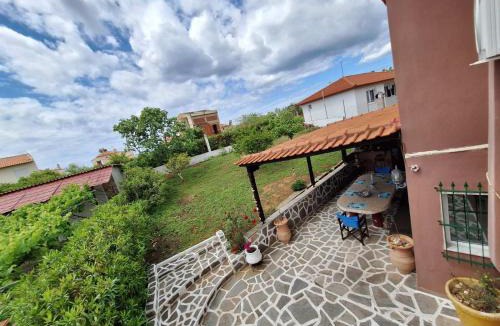 Flogita House | Roadhouse, Nilie Hospitality MGMT