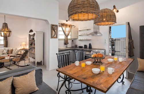 Emporio Villa | Rock Villas Complex: Luxe Cave Retreat w/Pool & Jacuzzi