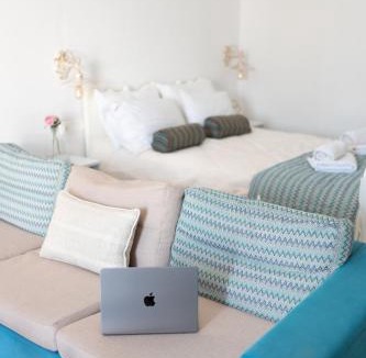 Megalochori Apartment | Rosalia Studio Megalochori