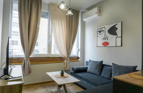 Vardaris Apartment | S&K Luxury Suites 1