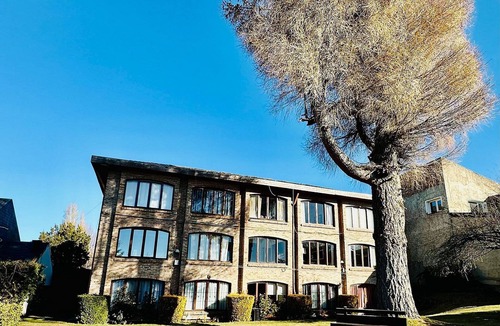 Belgrano House | Saint Moritz Bariloche. Mtn and Lake Views.