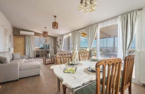 Elliniko Apartment | Salty Caramel Loft